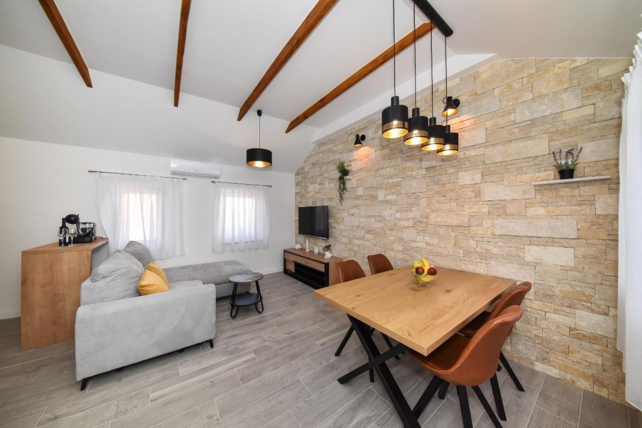 Villa Mediteran Zadarvillas ปริฟลากา ภายนอก รูปภาพ